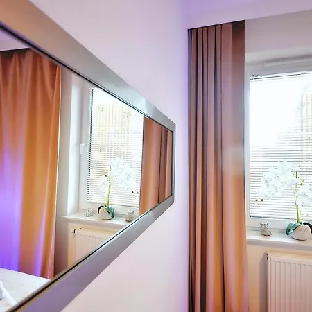 Feniks Ze Strefa Wellness & Family By Onholiday דירה