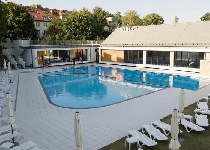 OnHoliday Apartamenty - VIP - osiedle Feniks ze strefą Wellness&Family *